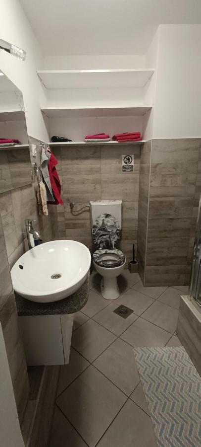 Apartment "M&M" Free Parking Солин Екстериор снимка